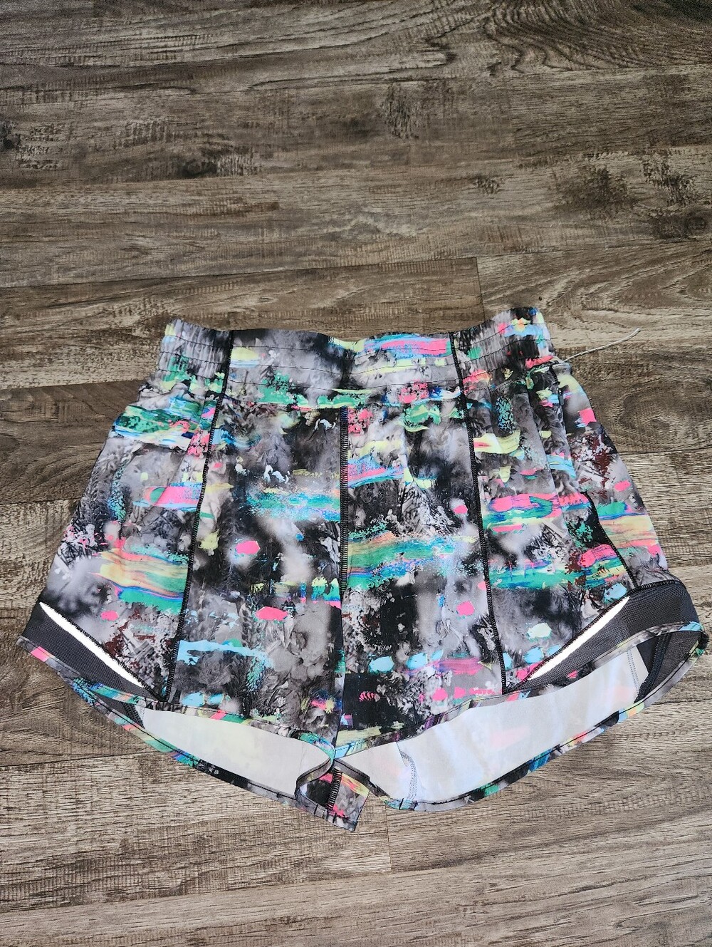 Lululemon Hotty Hot Lined Short